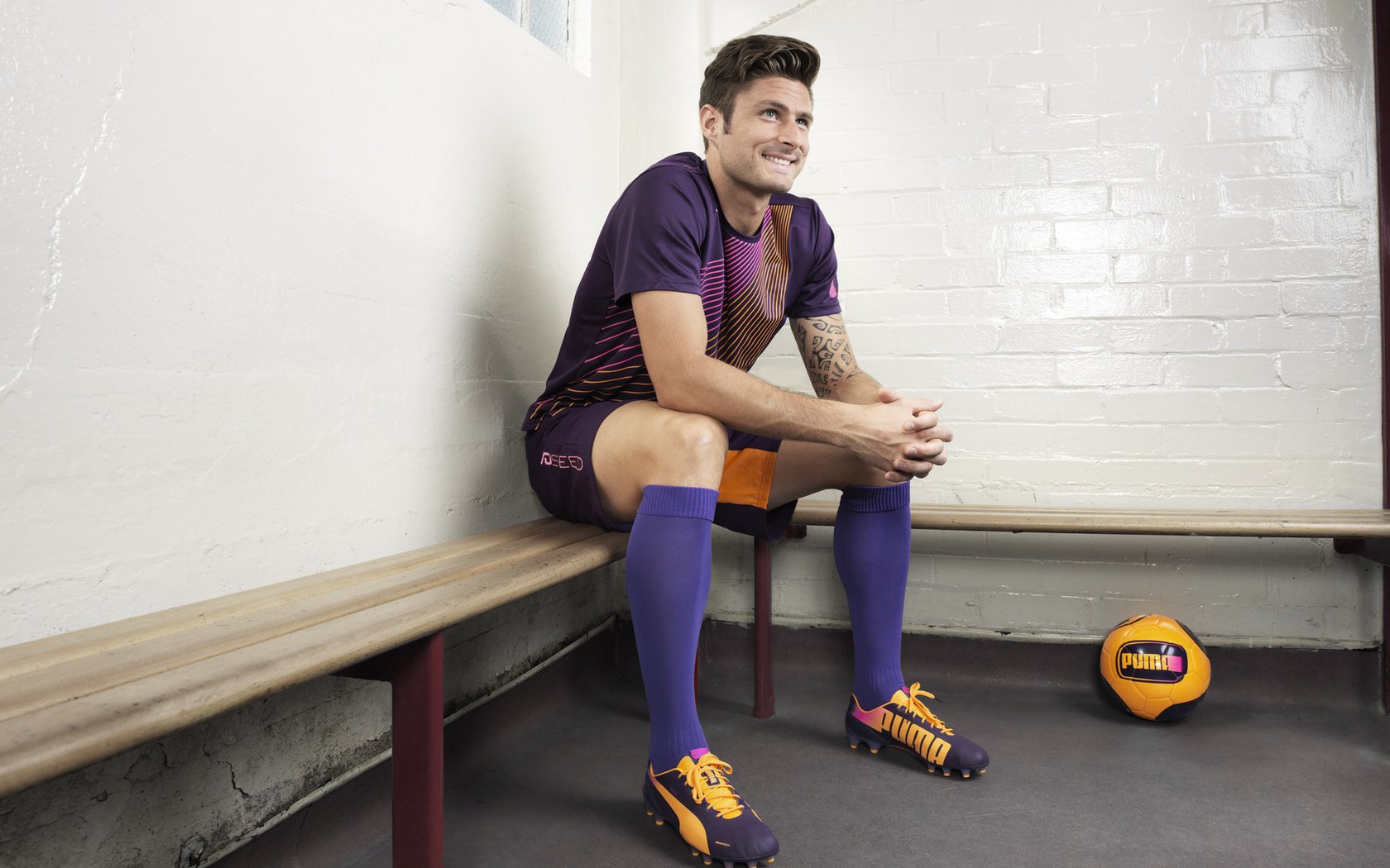 绿茵场上的瑞士军刀，法比尼奥关键回合刺穿铁壁，贝蒂斯战术博弈中的唯一胜负手